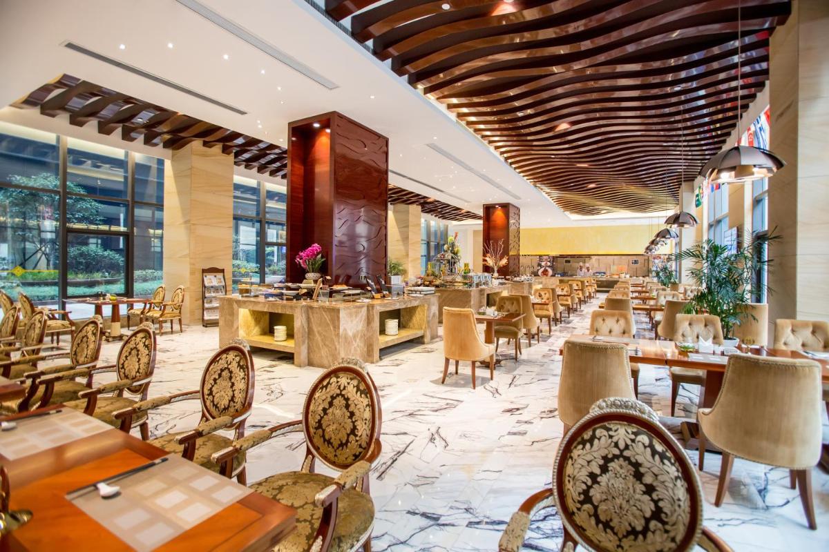 JinLing Hotel SanFangXiang - Housity