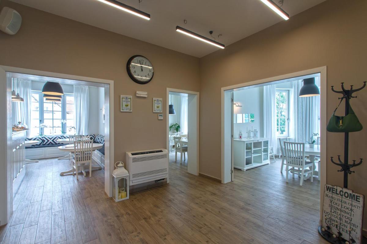 Green Hill Guest House - Housity