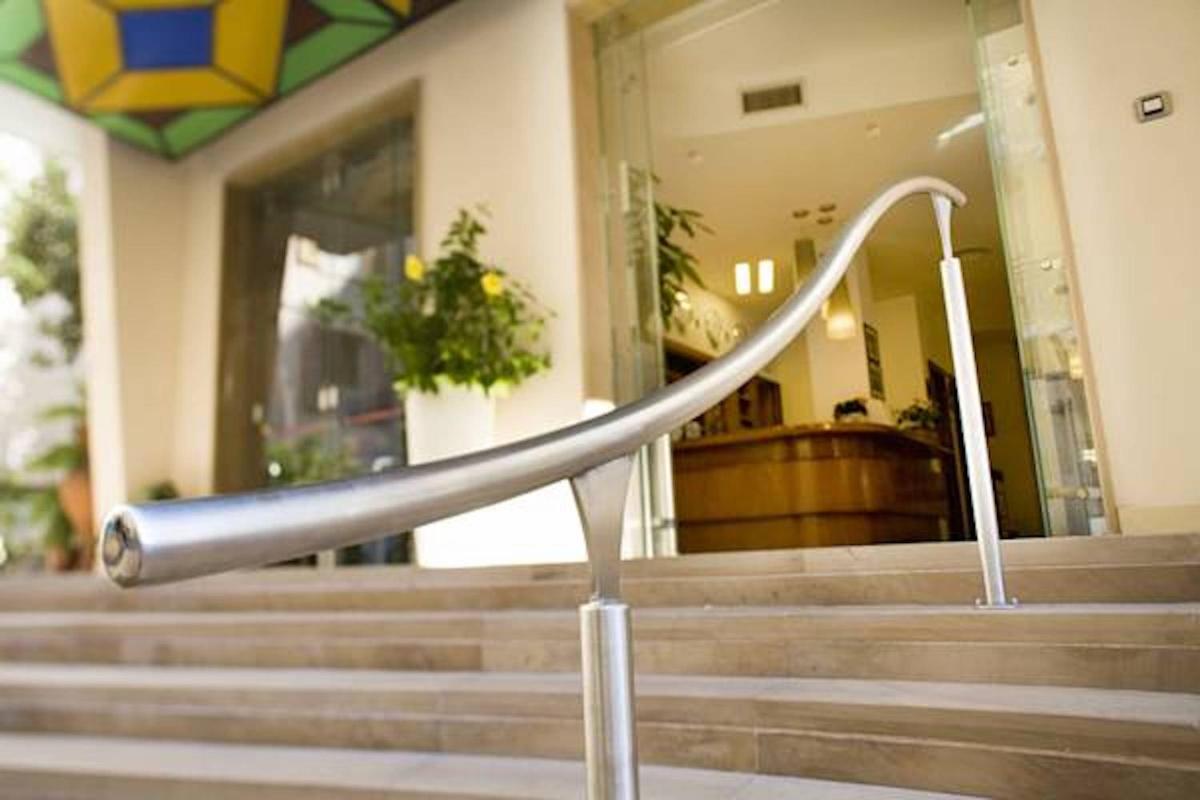 Hotel Aida - Housity