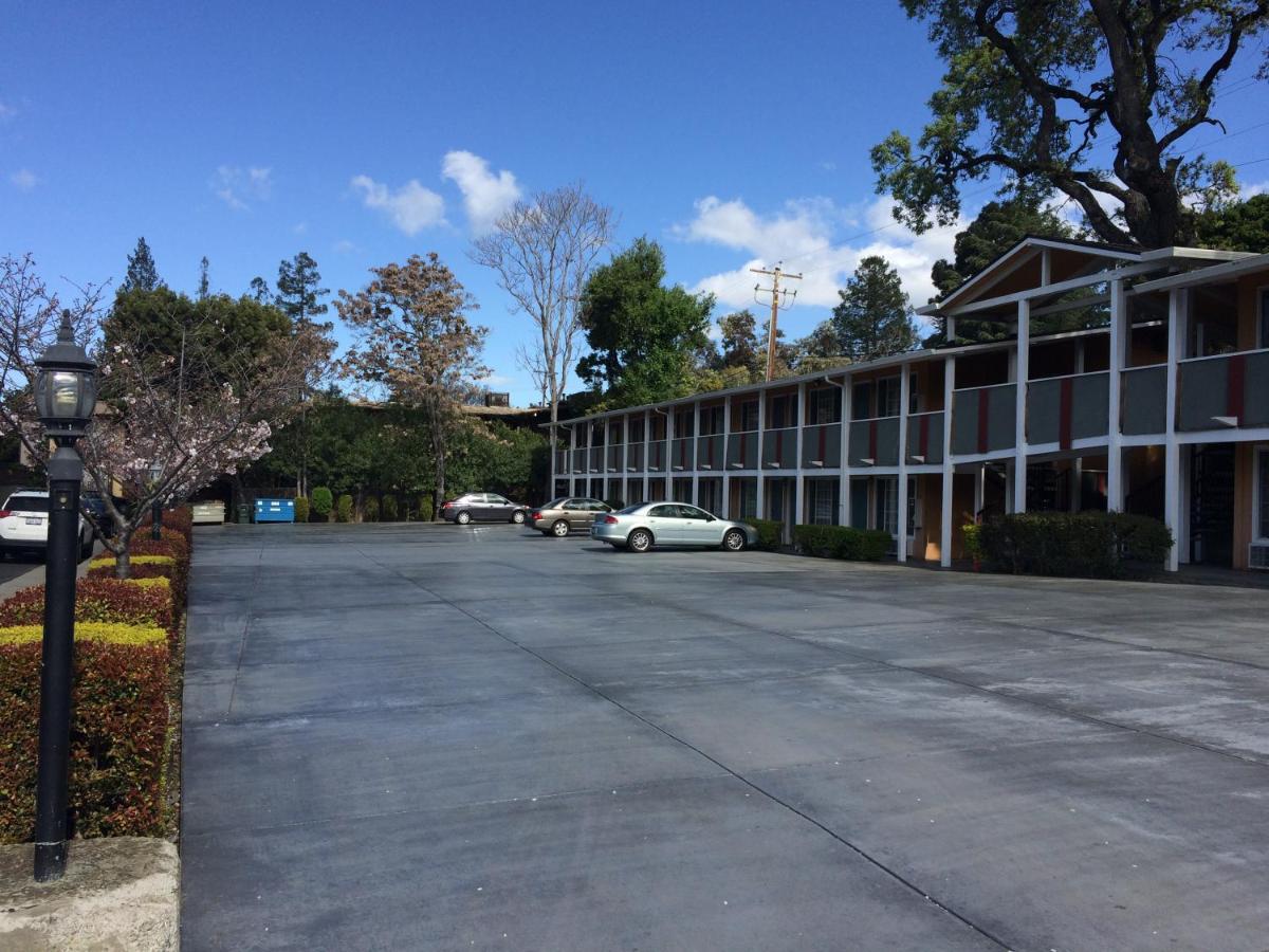 Oak Motel - Housity