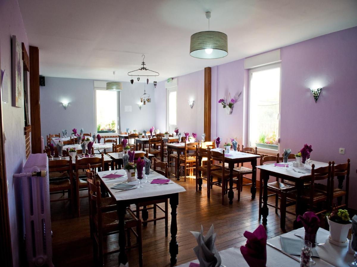 Logis Hotel Restaurant Le Relais Fleuri - Housity