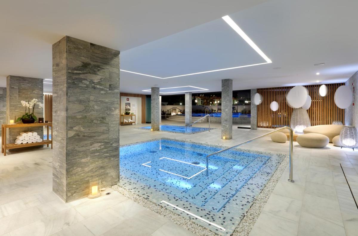 Piscina en o cerca de Hard Rock Hotel Tenerife