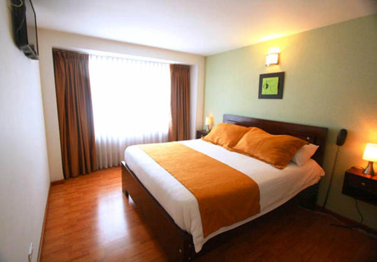 Hotel Expo Inn Embajada - Housity