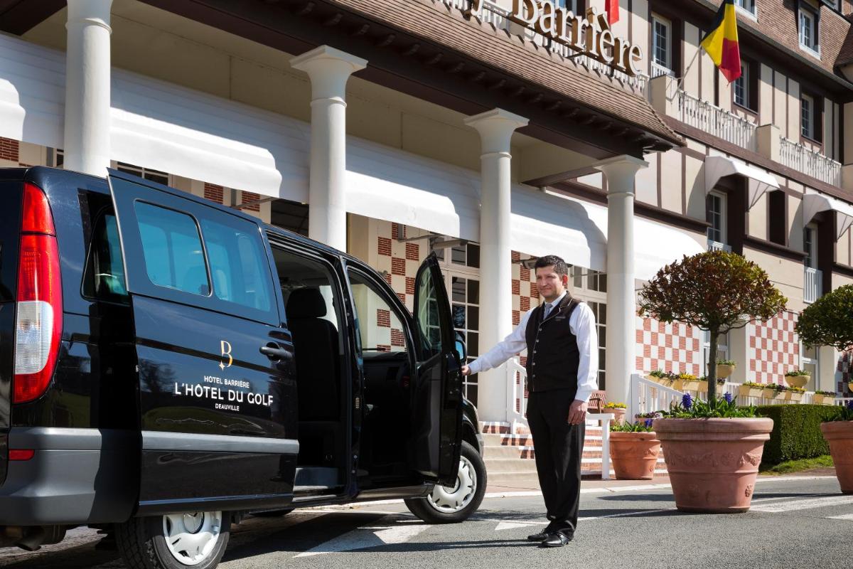 Clients de l'établissement Hôtel Barrière L'Hôtel du Golf
