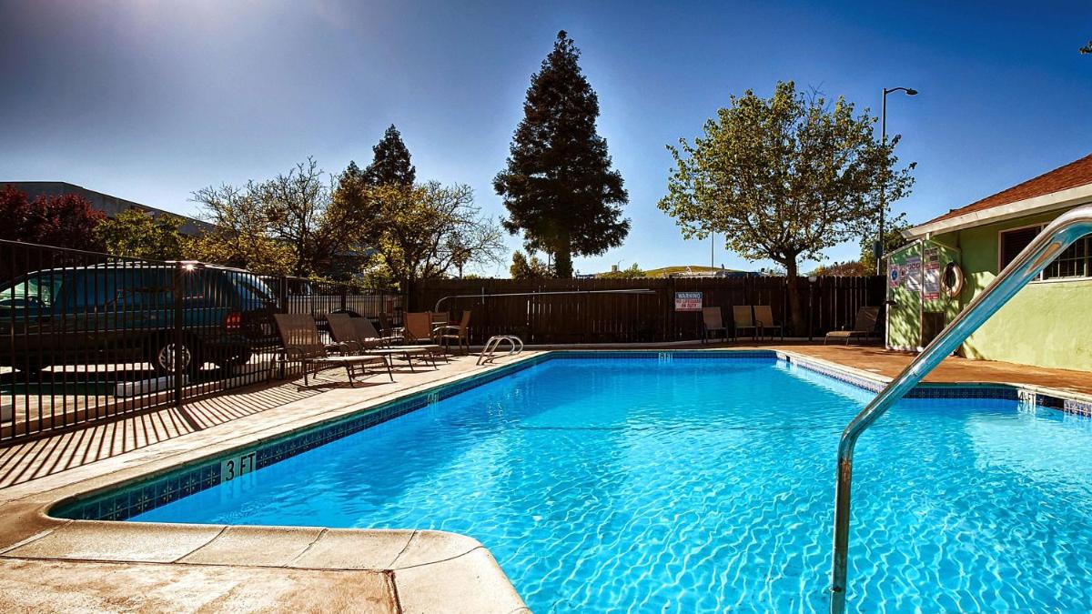 Best Western Heritage Inn - Housity