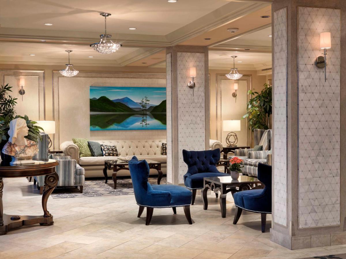 Suitetrails - Chateau Victoria Hotel & Suites