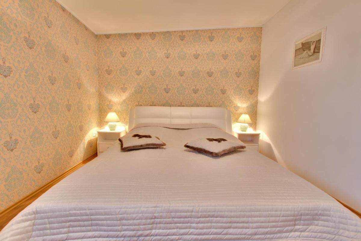 Toompuiestee Penthouse with Sauna - Housity