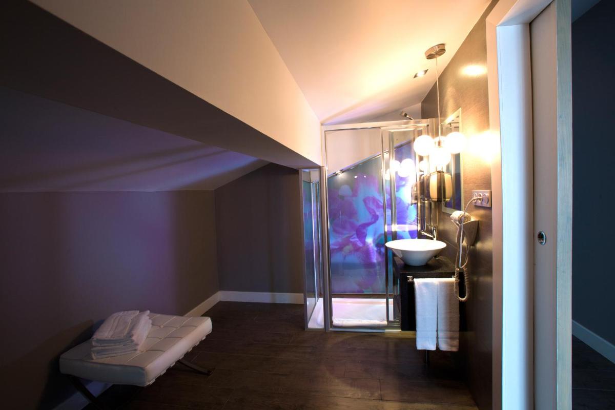 Hotel Castillo - Housity