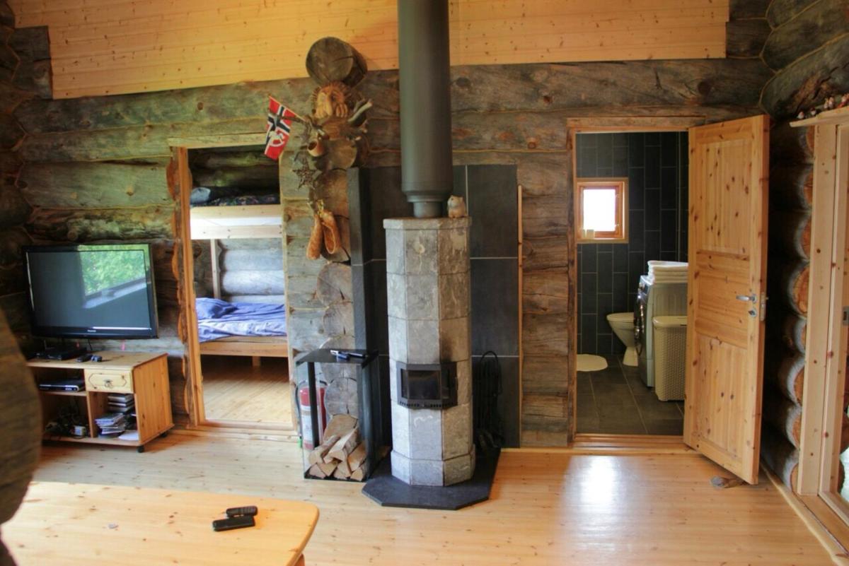 Jarfjord Arctic Aurora Lodge - Housity