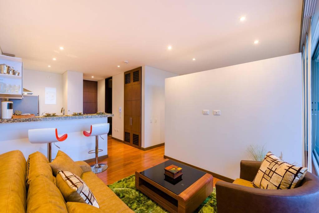 Amoblado Centro Internacional, Bogotá - Hizvo