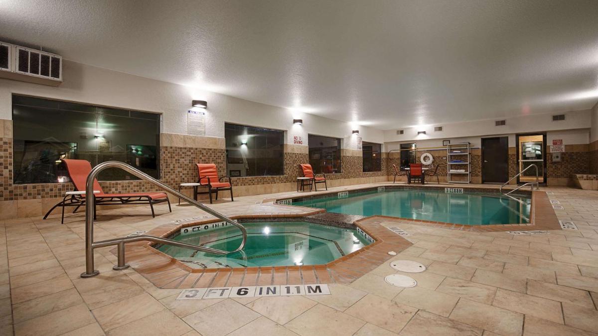 Best Western Plus Palo Alto Inn and Suites - Housity