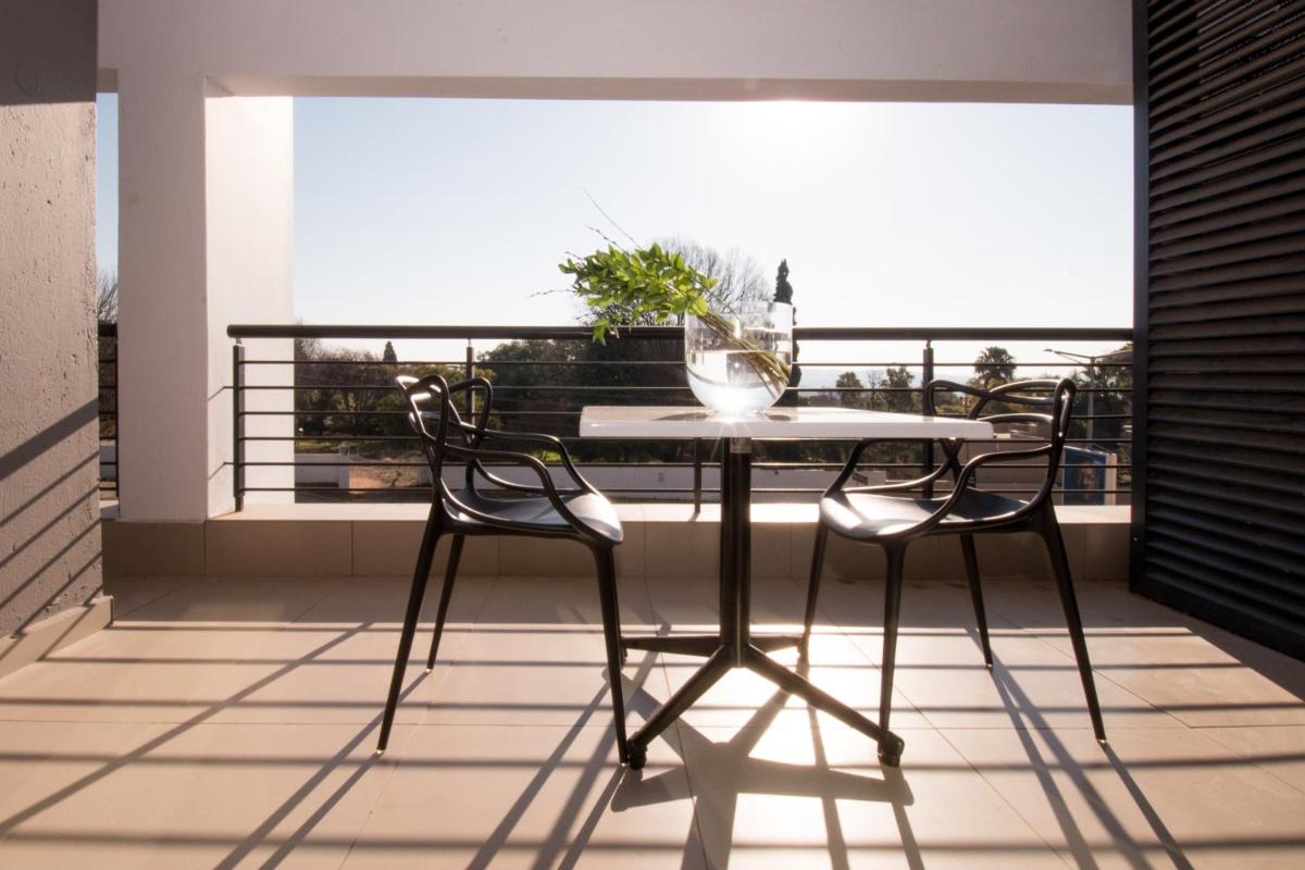 Odyssey Luxury Apartments - Back Up Generator - Housity