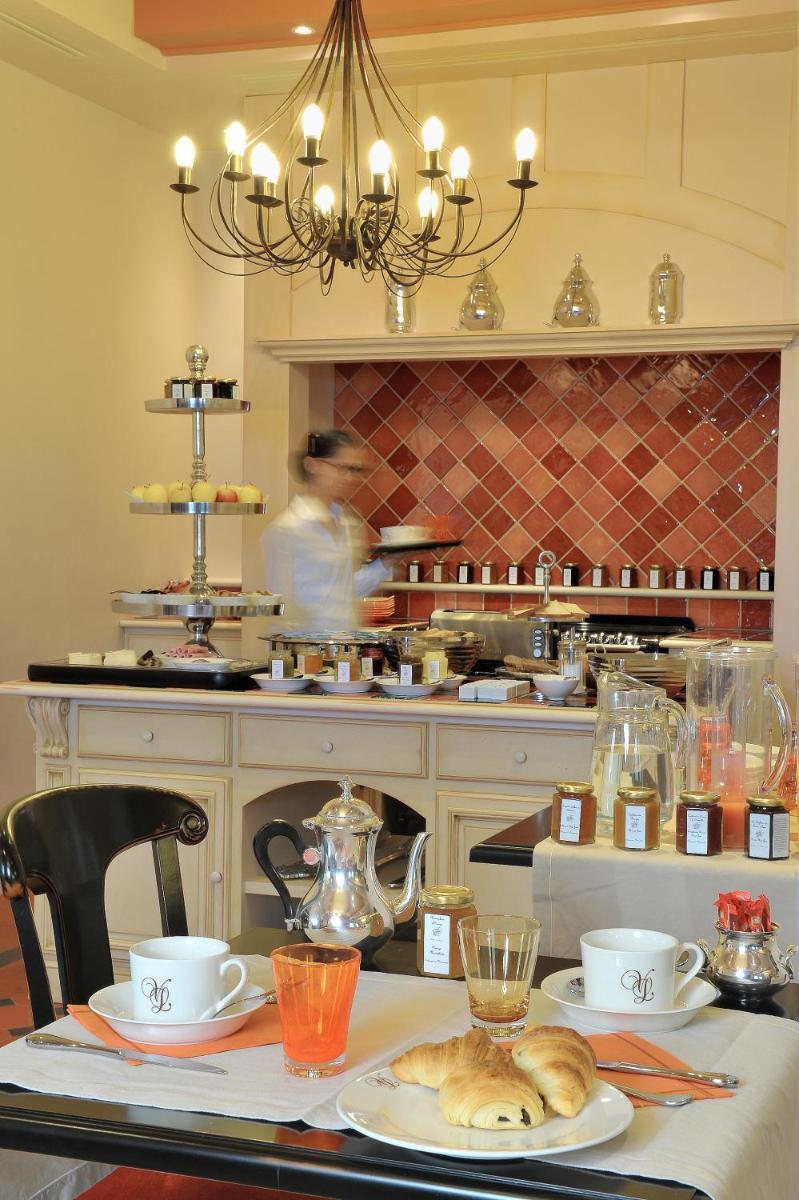 Nourriture dans l'hôtel ou à proximité