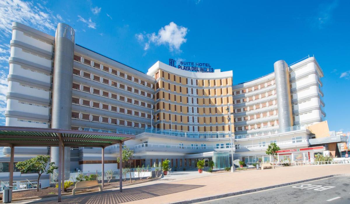 a renderización de un edificio de hotel en HL Suitehotel Playa del Inglés - Adults Only, en Playa del Inglés