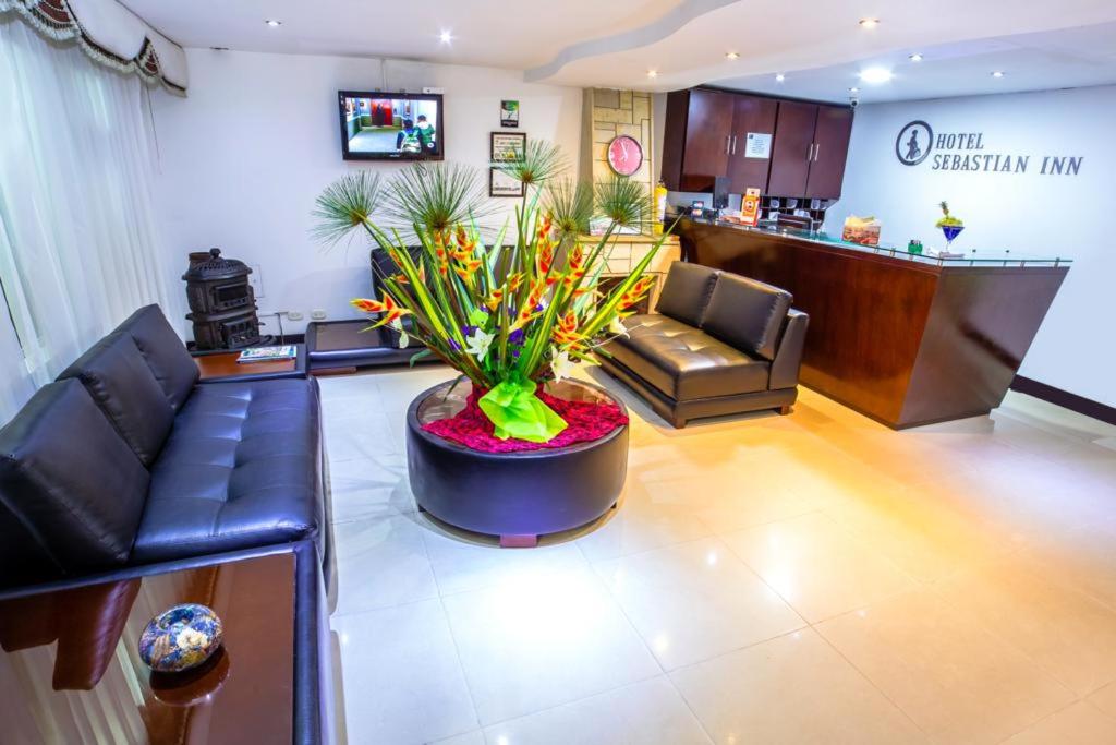 Aw Hotel Connect 33 - Housity
