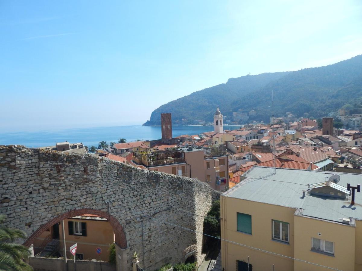 Hotel Gino - Housity