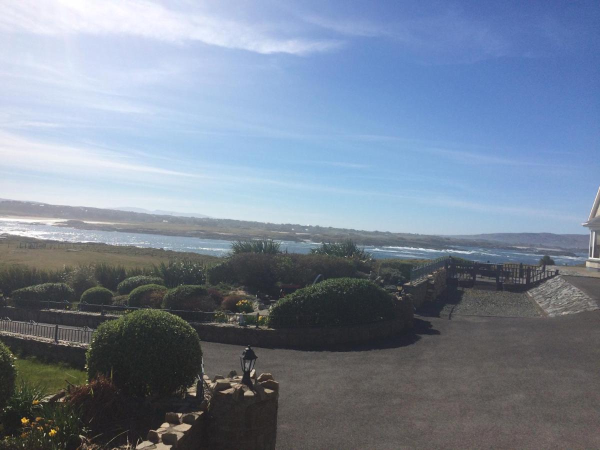 Hillcrest Holiday Home - Housity
