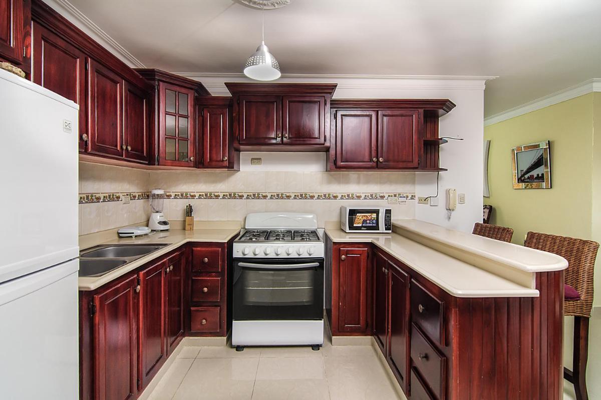 Blanco Vacation Properties - Housity