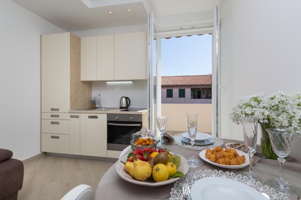 Central Boutique Apartments with balconies, in walking distance to the sea - Housity