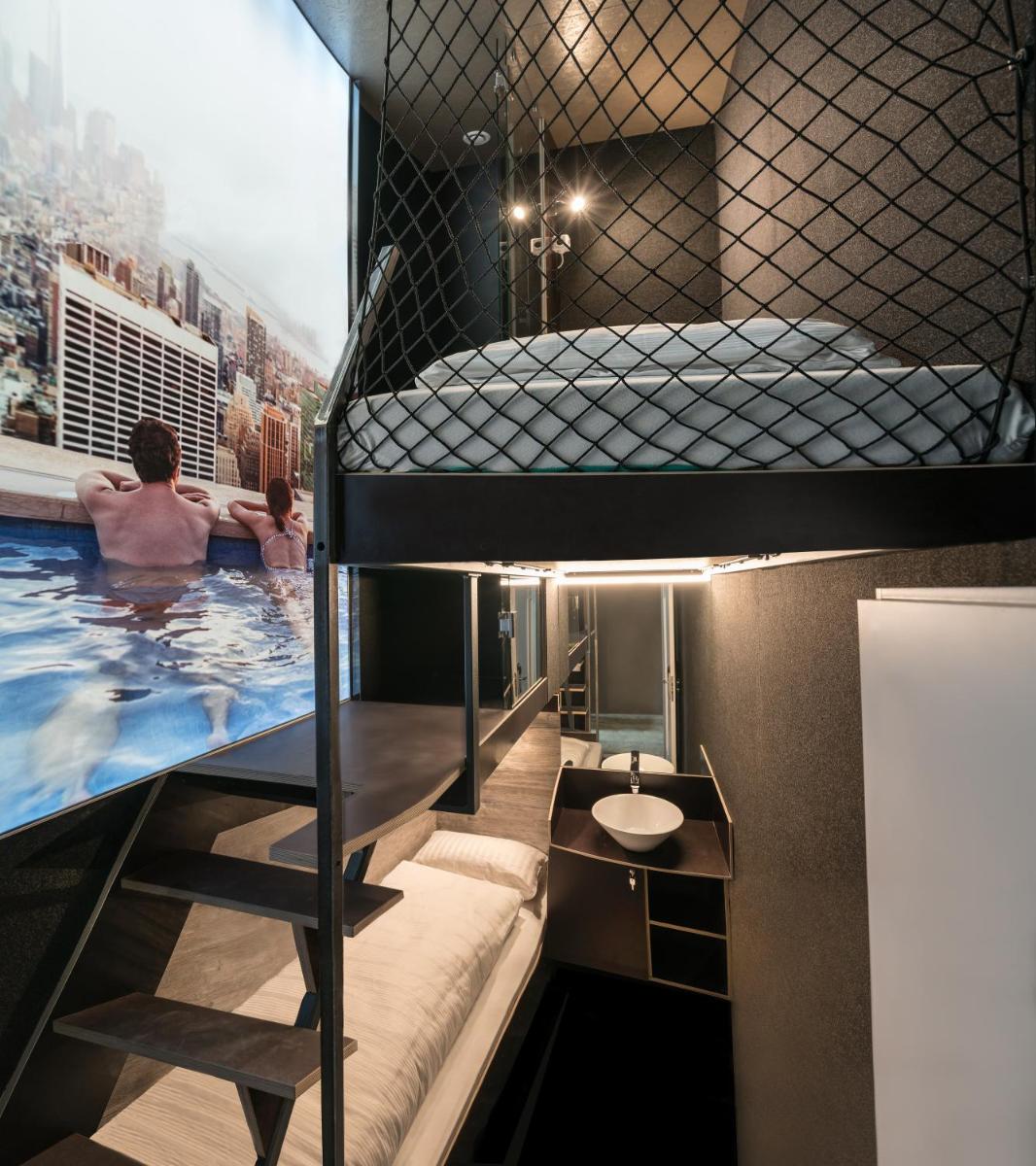 BoxHotel Göttingen (App Based Hotel) - Housity