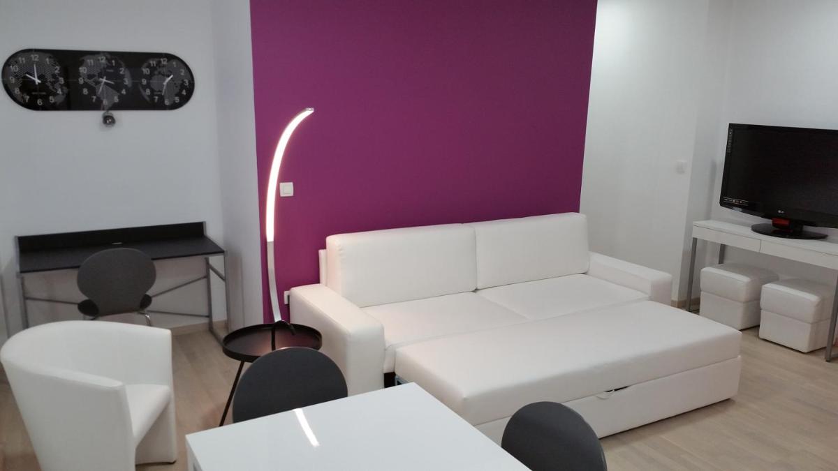 Greg's Great Location Apartment - Housity