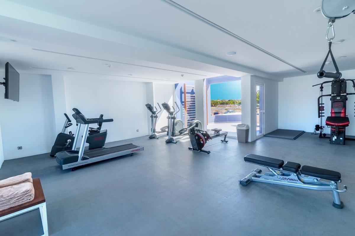 Gimnasio o instalaciones de fitness de Hotel LIVVO Los Calderones - Adults recommended