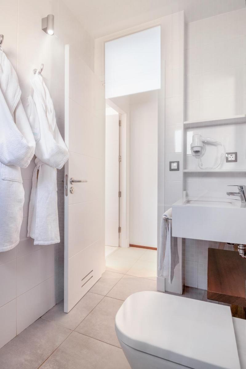Cama o camas de una habitación en Hotel LIVVO Los Calderones - Adults recommended