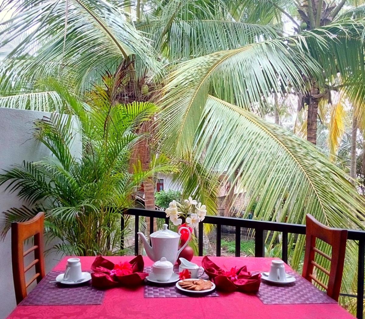 Sri Lancashire Guest House - Housity
