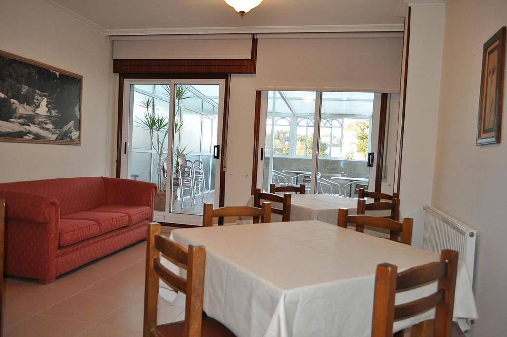 Albergue O Cruceiro - Housity