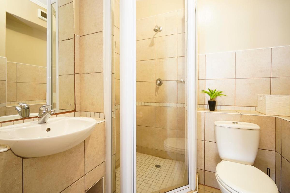 Beachfront Apartments @ Amanzimtoti - Housity