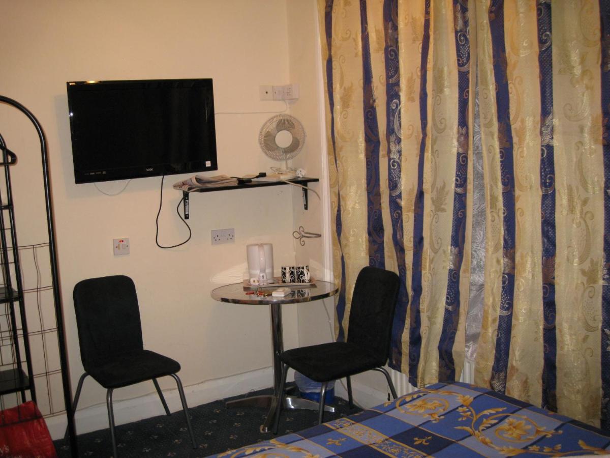 Hotel Sophia - Housity
