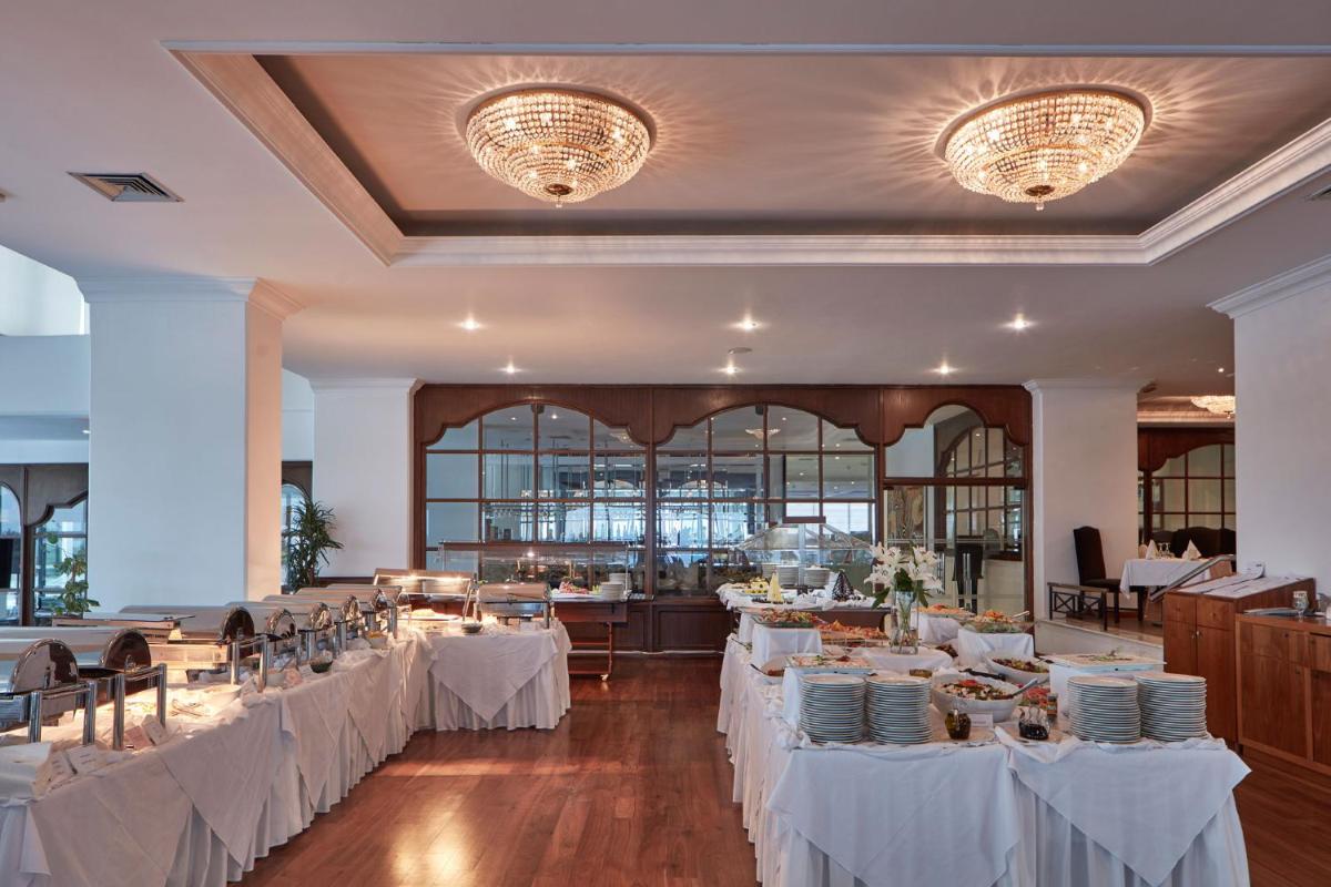 Grecian Bay - Housity