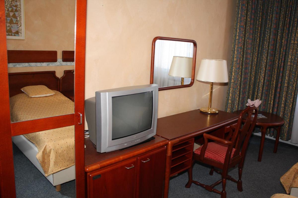 Hotel Alfacentrum - Housity