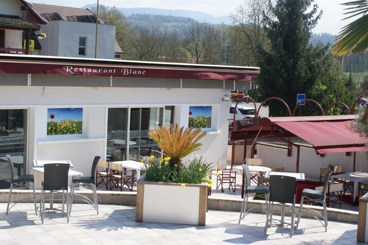 Vue générale sur la montagne ou vue sur la montagne depuis l'hôtel