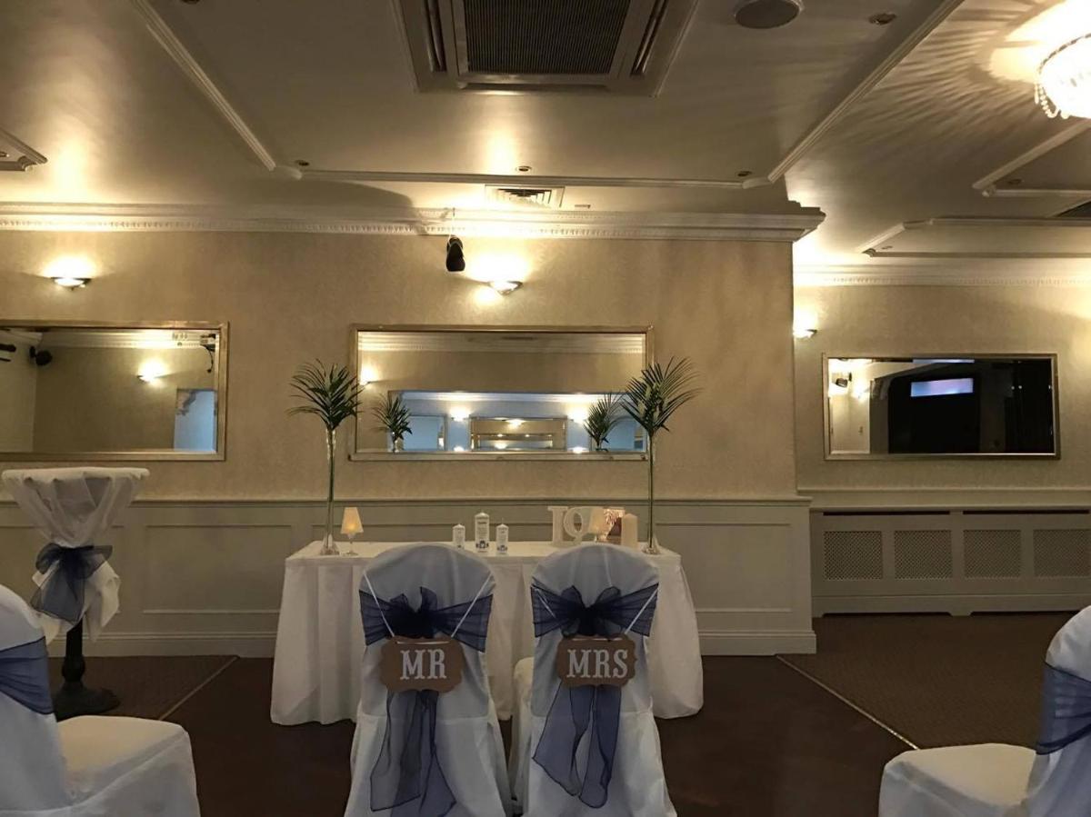 Maples House Hotel - Housity