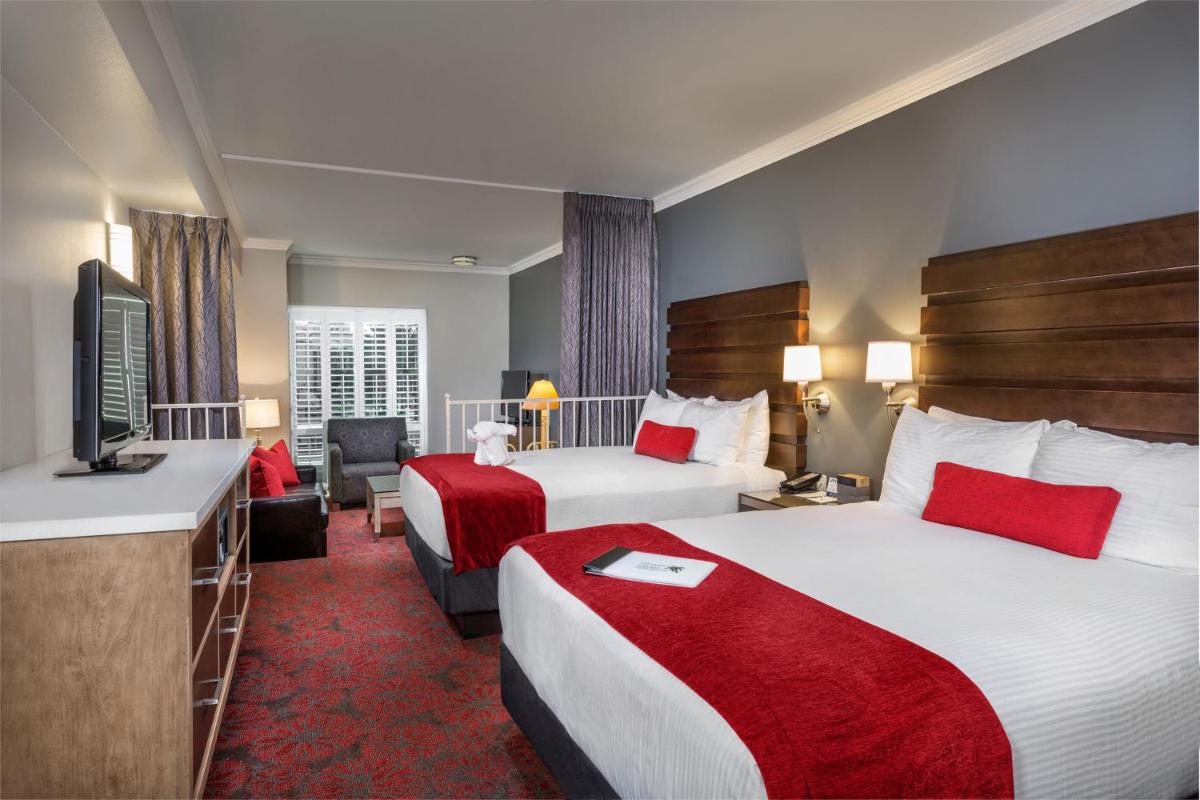 Desert Palms Hotel & Suites Anaheim Resort - Housity