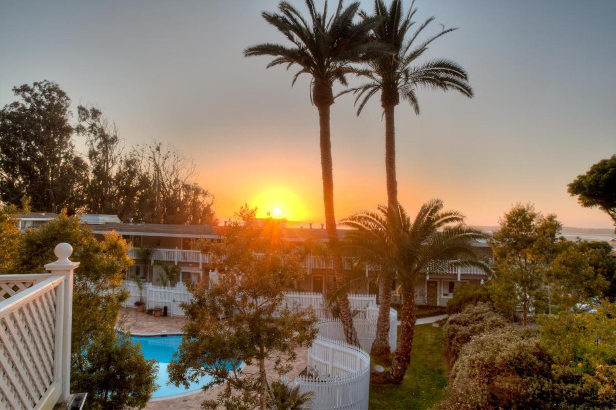 Inn at Morro Bay - Housity