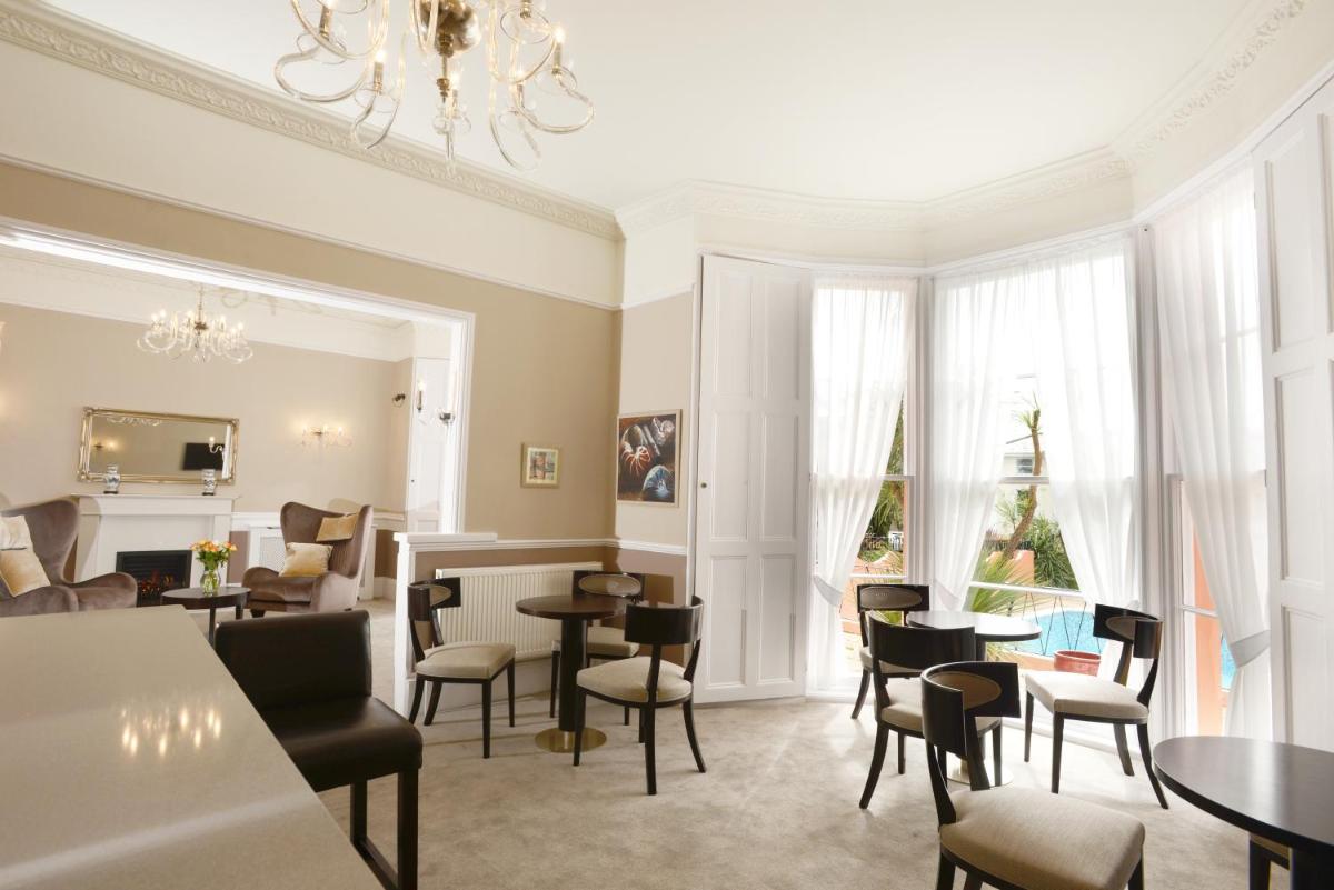 The Devon Court - Housity