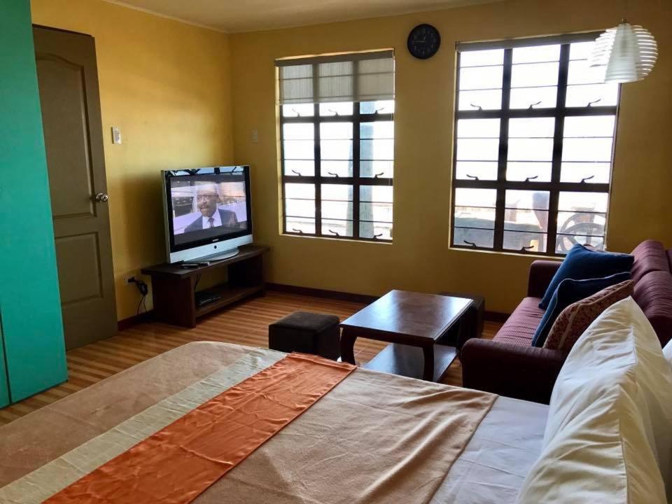 BALAYAN Beach House w/ Dipping Pool & Jacuzzi - Housity