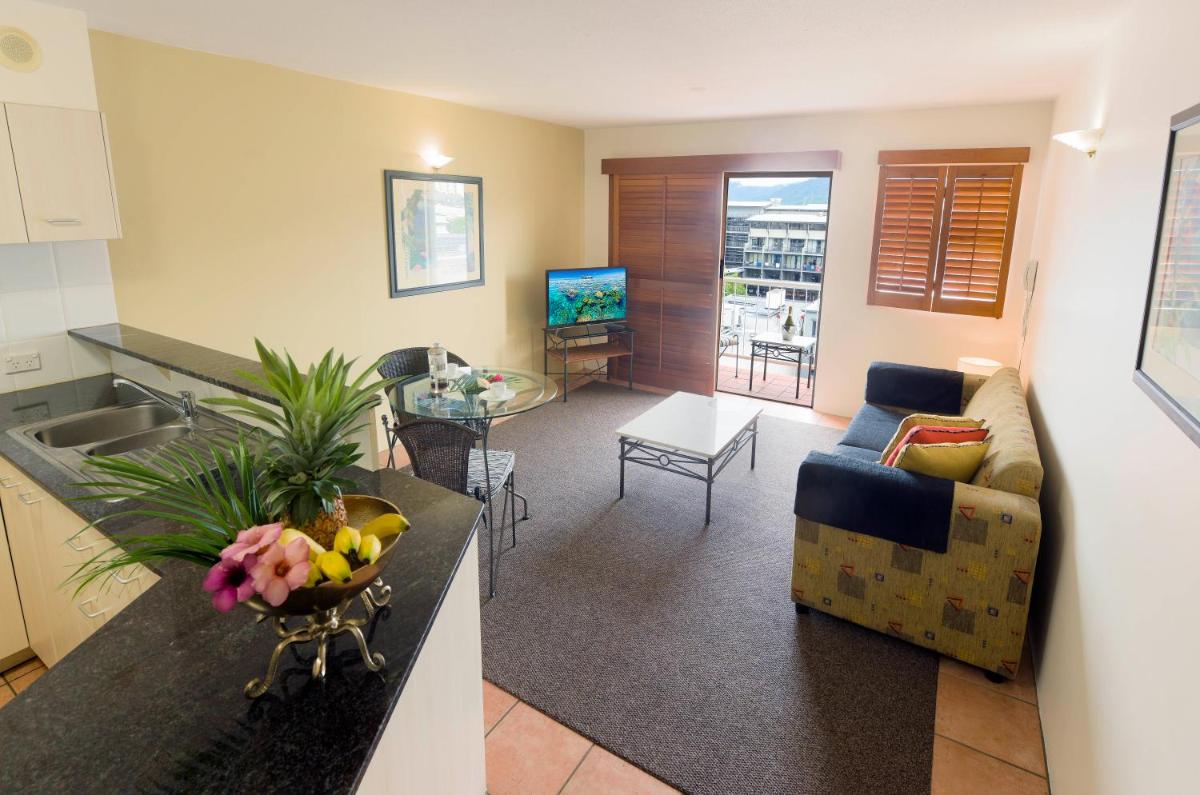 Inn Cairns - Housity