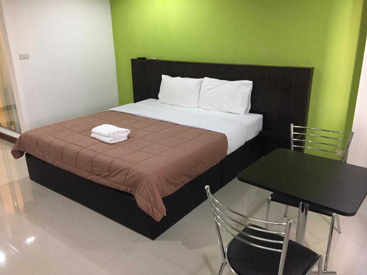 Shanghai Guesthouse Monna bar - Housity