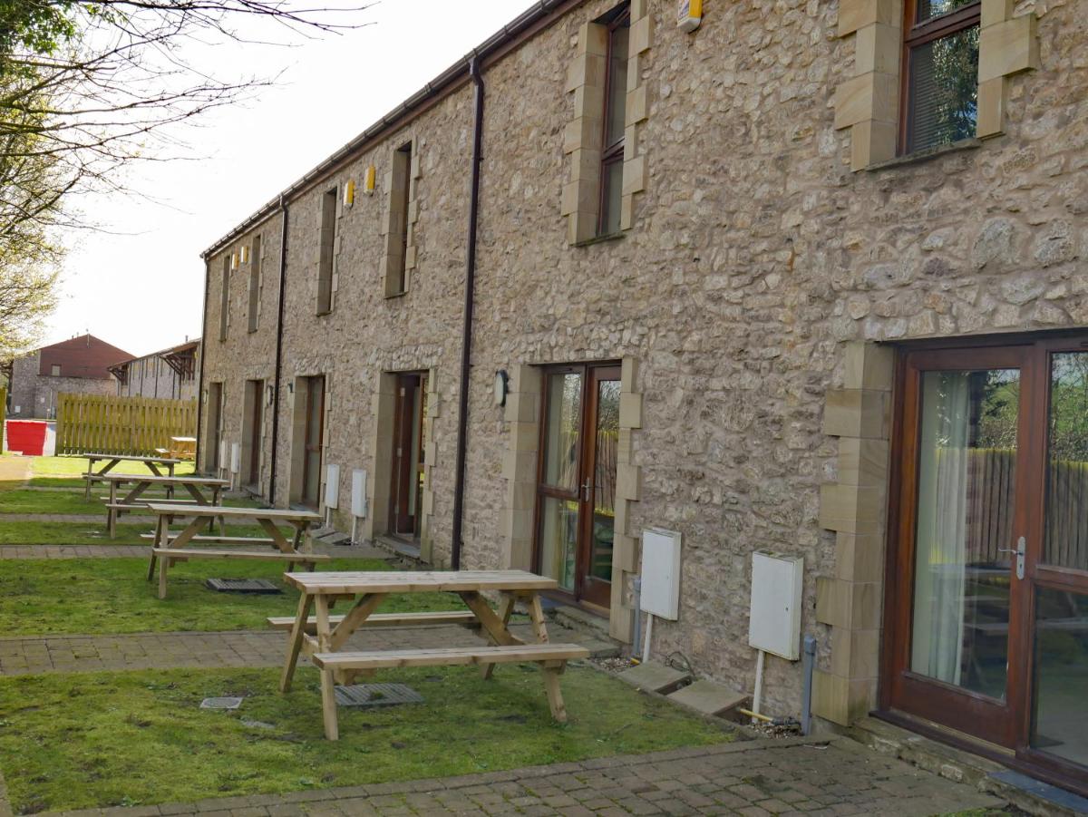 Tewitfield Marina - Housity