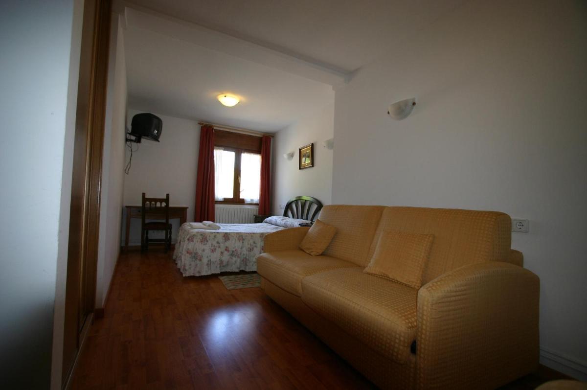 Hotel Can Mestre - Housity