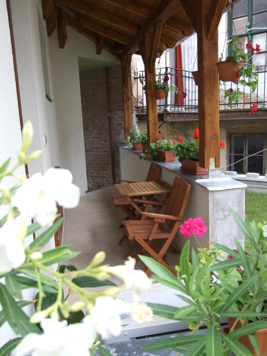 Hotel Diána - Housity