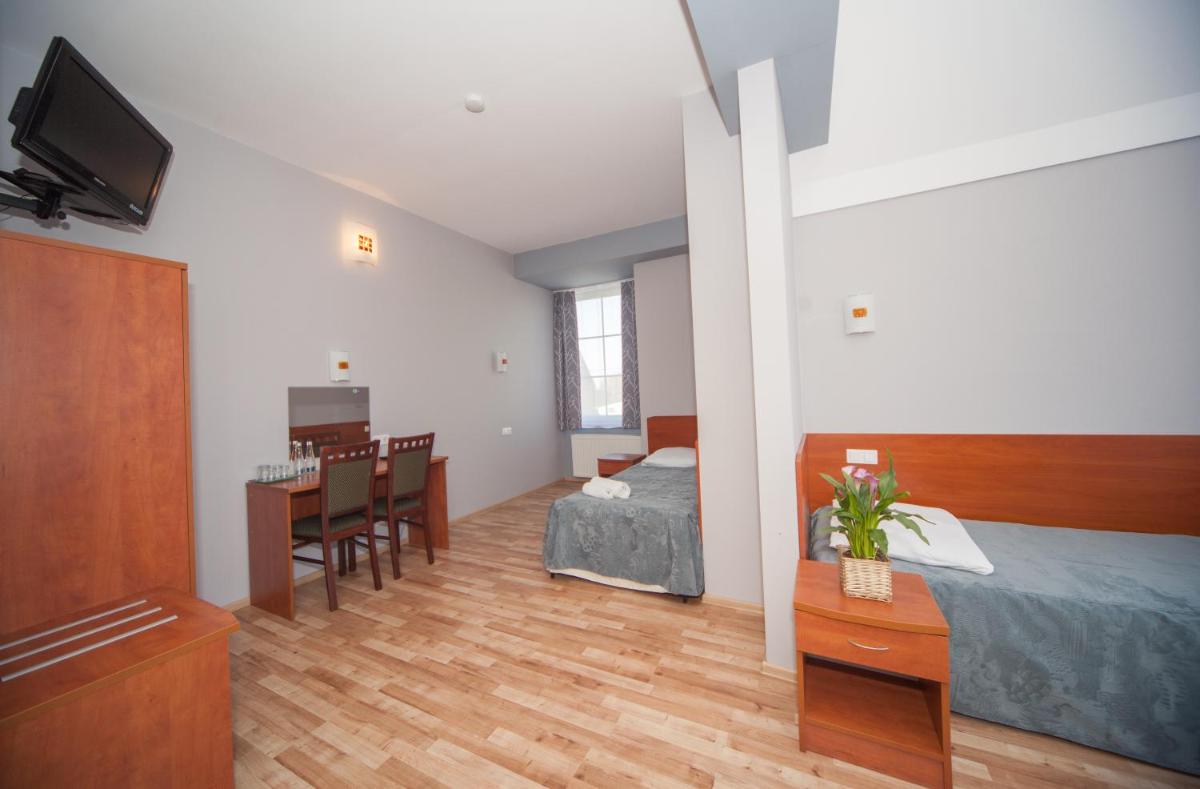 Hotel Ada - Housity