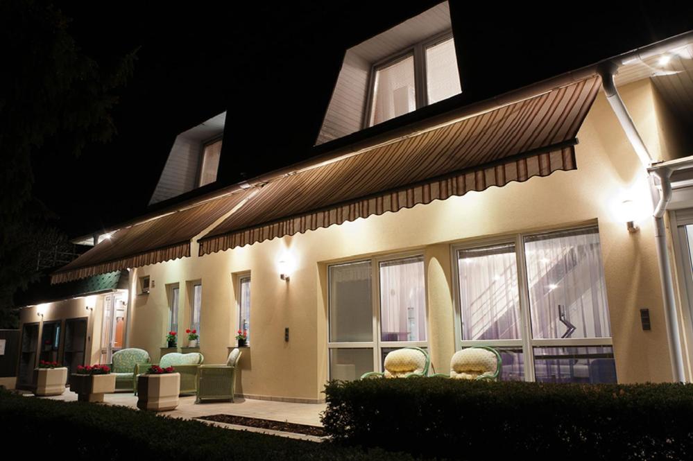 Deluxeapartman - Housity