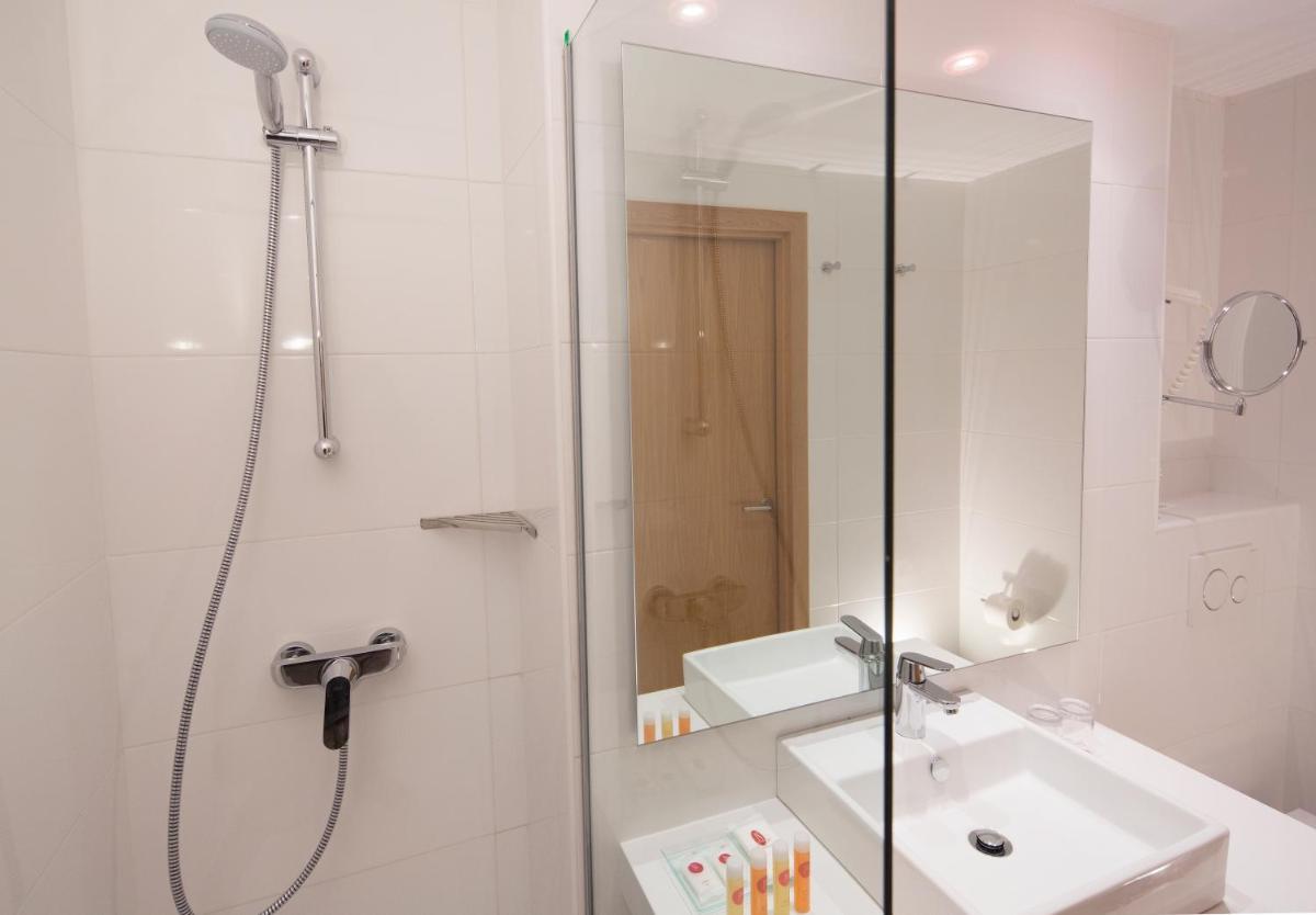 Un baño de JS Alcudi-Mar