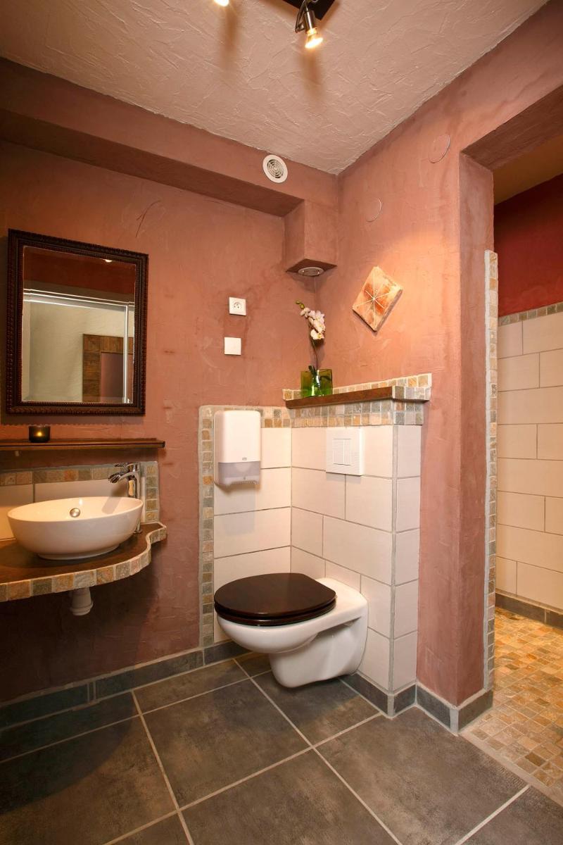 Salle de bains dans l'établissement Le Belvedere