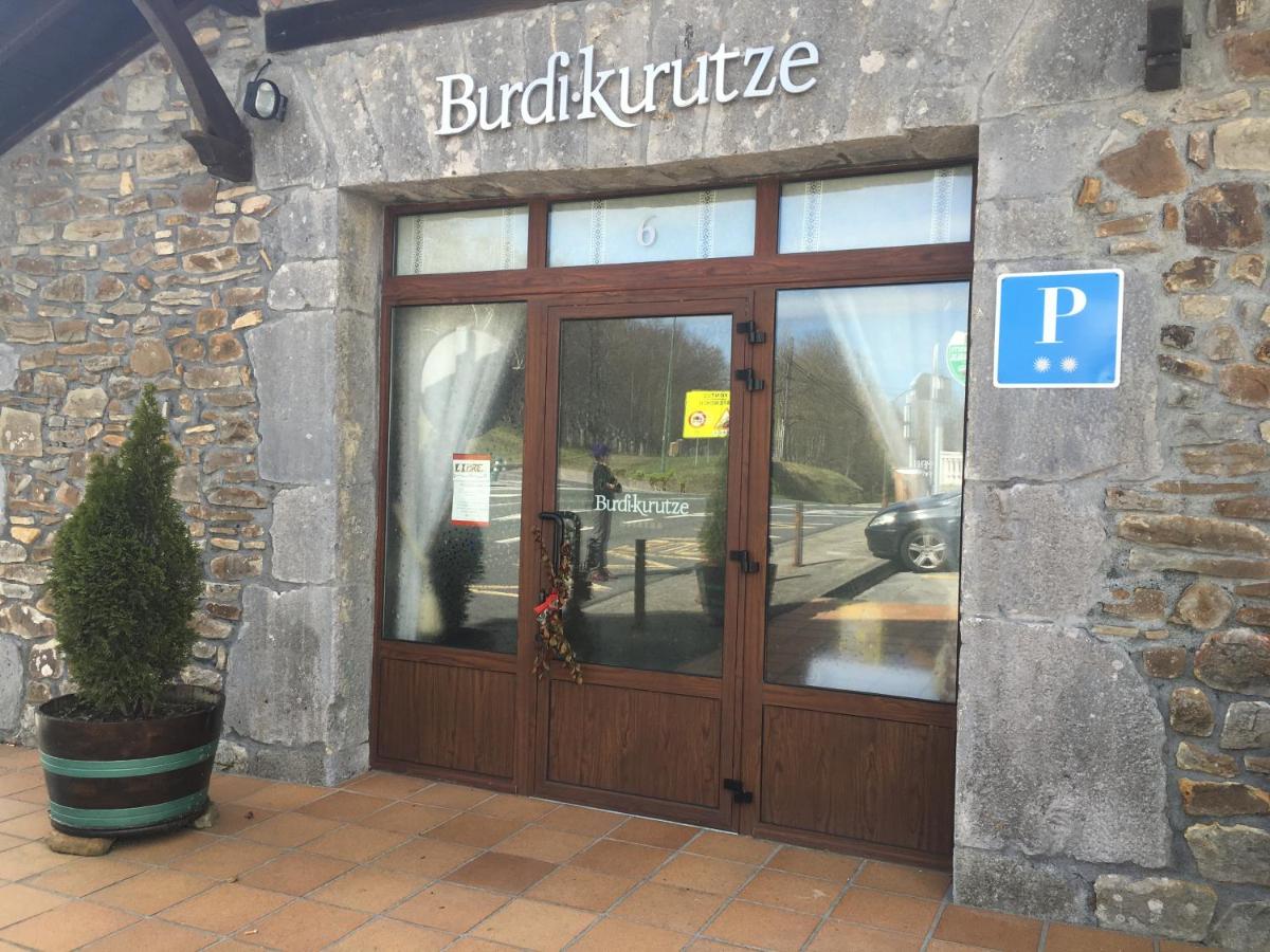 Burdi -Kurutze Pensión - Housity