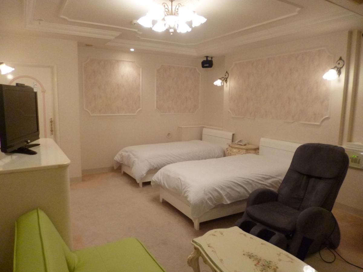 Hotel Sha La La - Housity